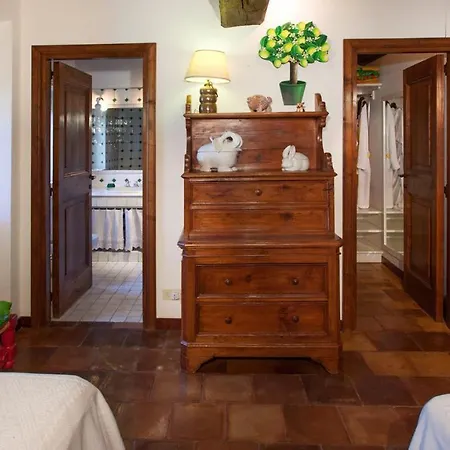 Villa Casale Di Totano 12